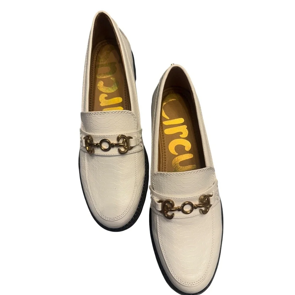 Circus by Sam Edelman Loafers Womens Size 8.5 White Lug Sole‎ Gold Hardware - Picture 5 of 10